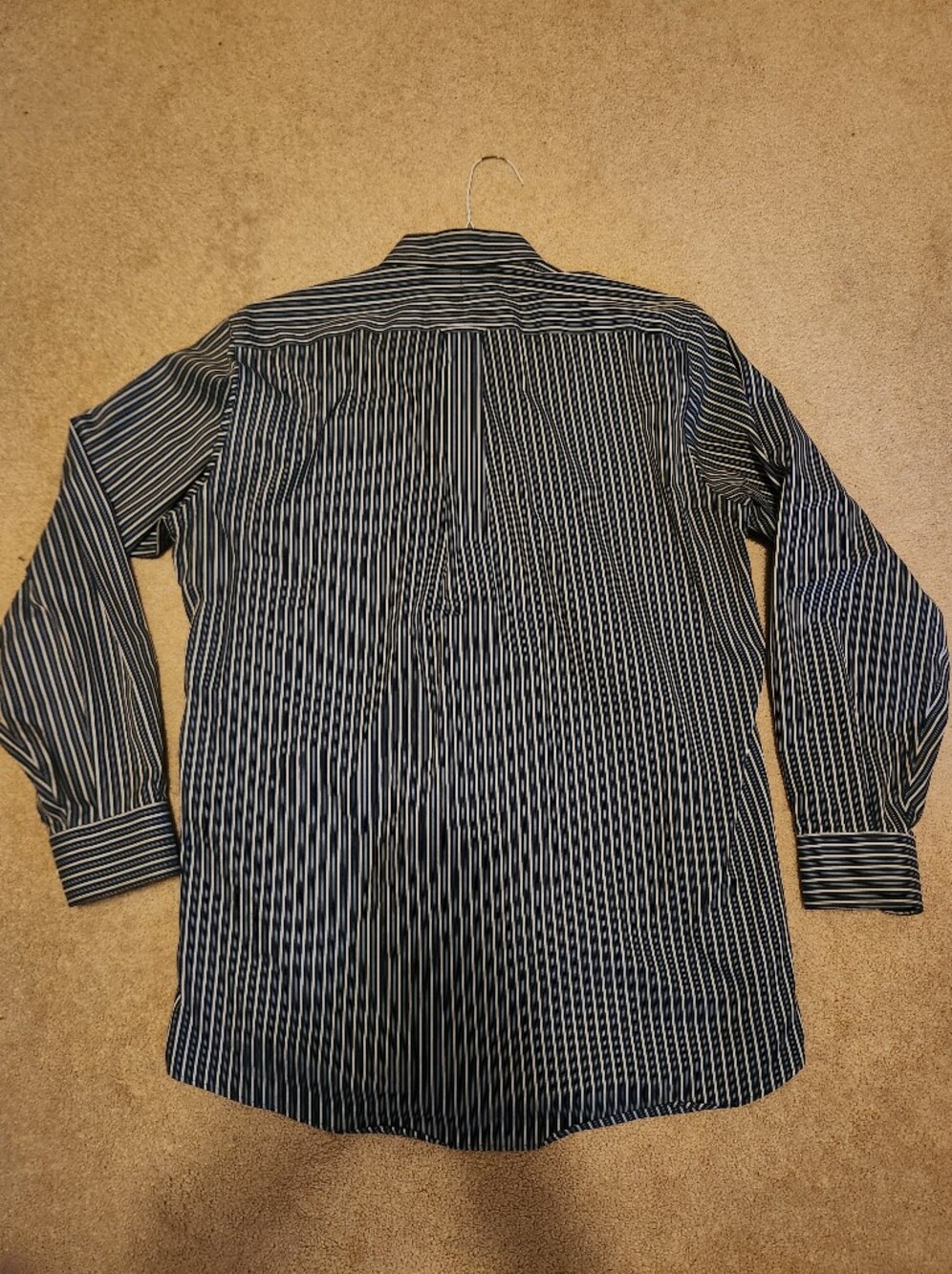 Kirkland Signature Navy and White Striped Button-Down Shirt - Picture 4 of 4